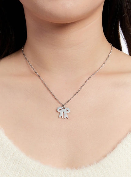 elegant-bow-pendant-necklace-in528