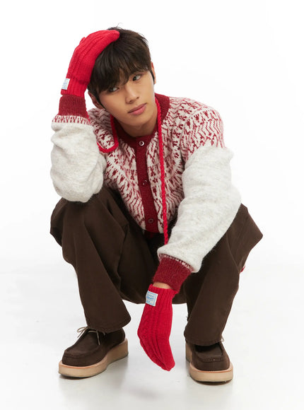 knit-touchscreen-corded-mittens-id511