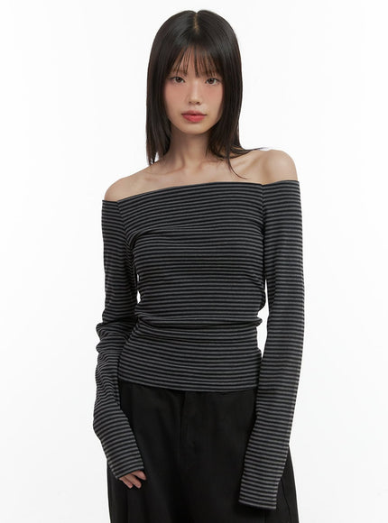 Striped Off-Shoulder Long Sleeve Top OO401