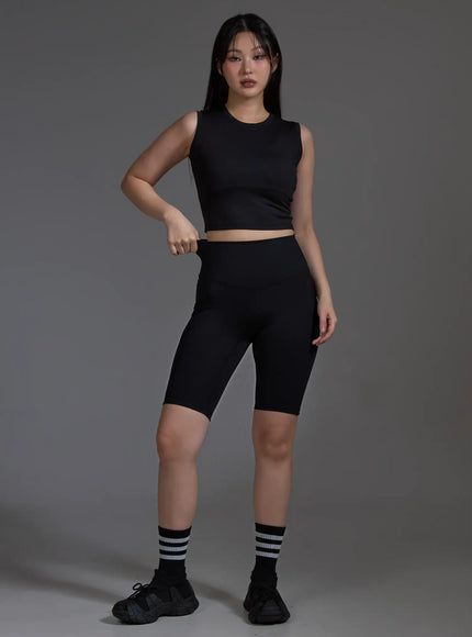Slim Fit Cropped Sleeveless Top (Black) IO517