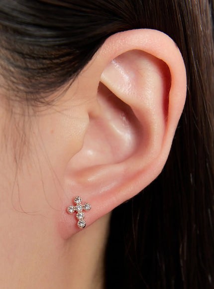 elegant-crystal-cross-earrings-in528