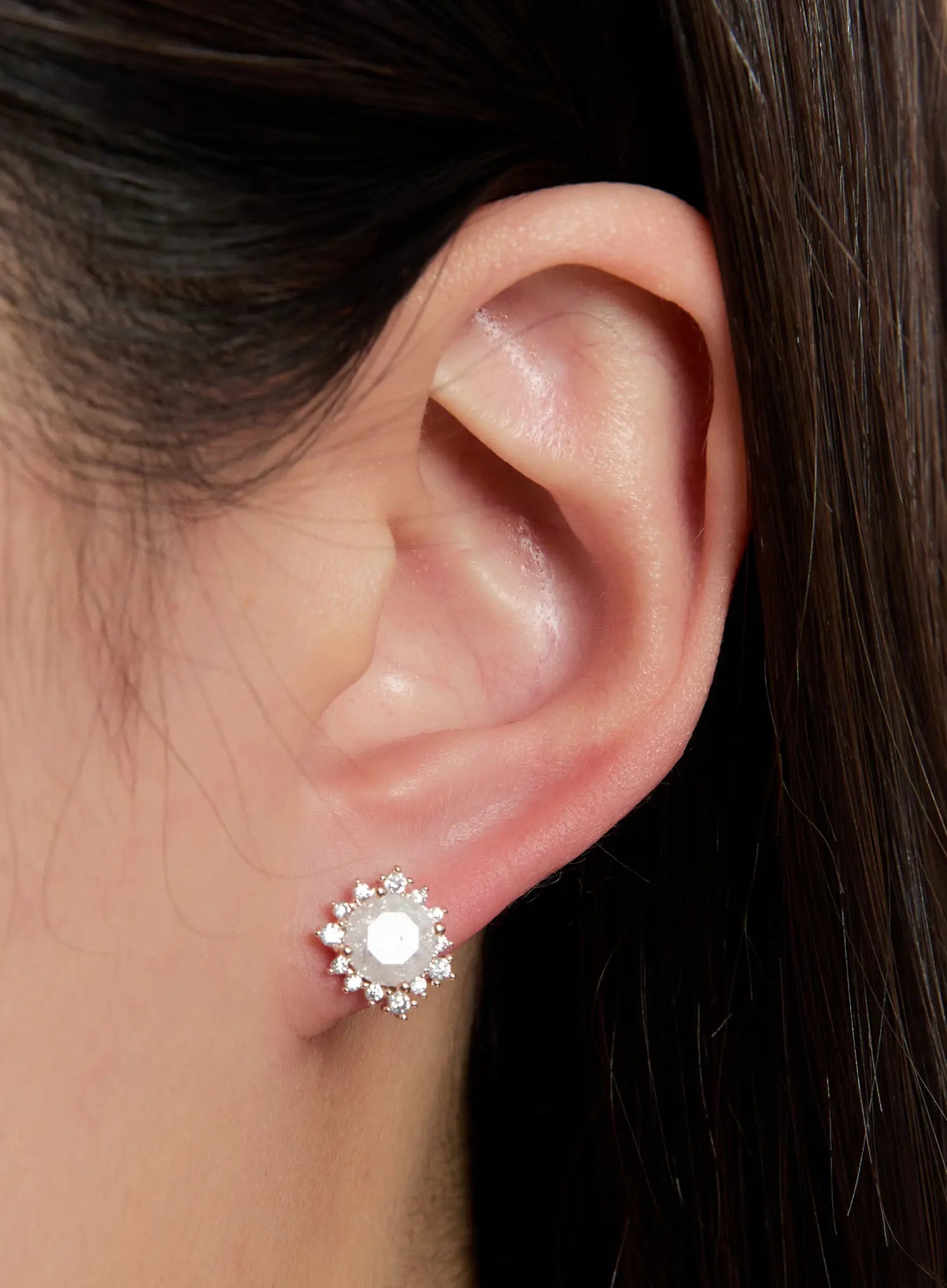 opal-stud-earrings-in528 / rose gold