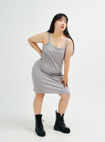 Plus Sleeveless Ribbed Midi Dress IY24