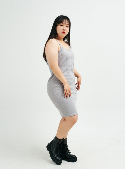 Plus Sleeveless Ribbed Midi Dress IY24