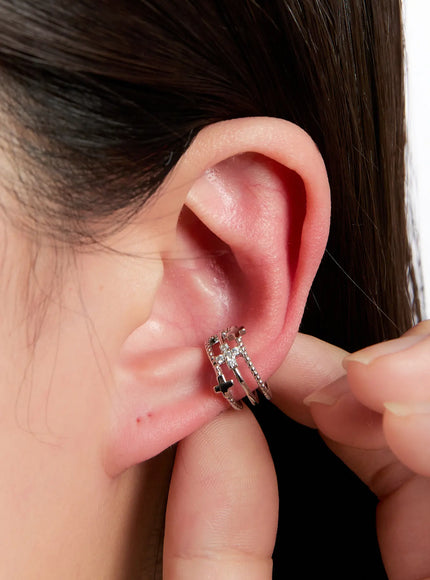 silver-cross-ear-cuff-in528
