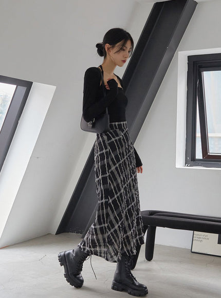 Checked Pattern Maxi Flare Skirt