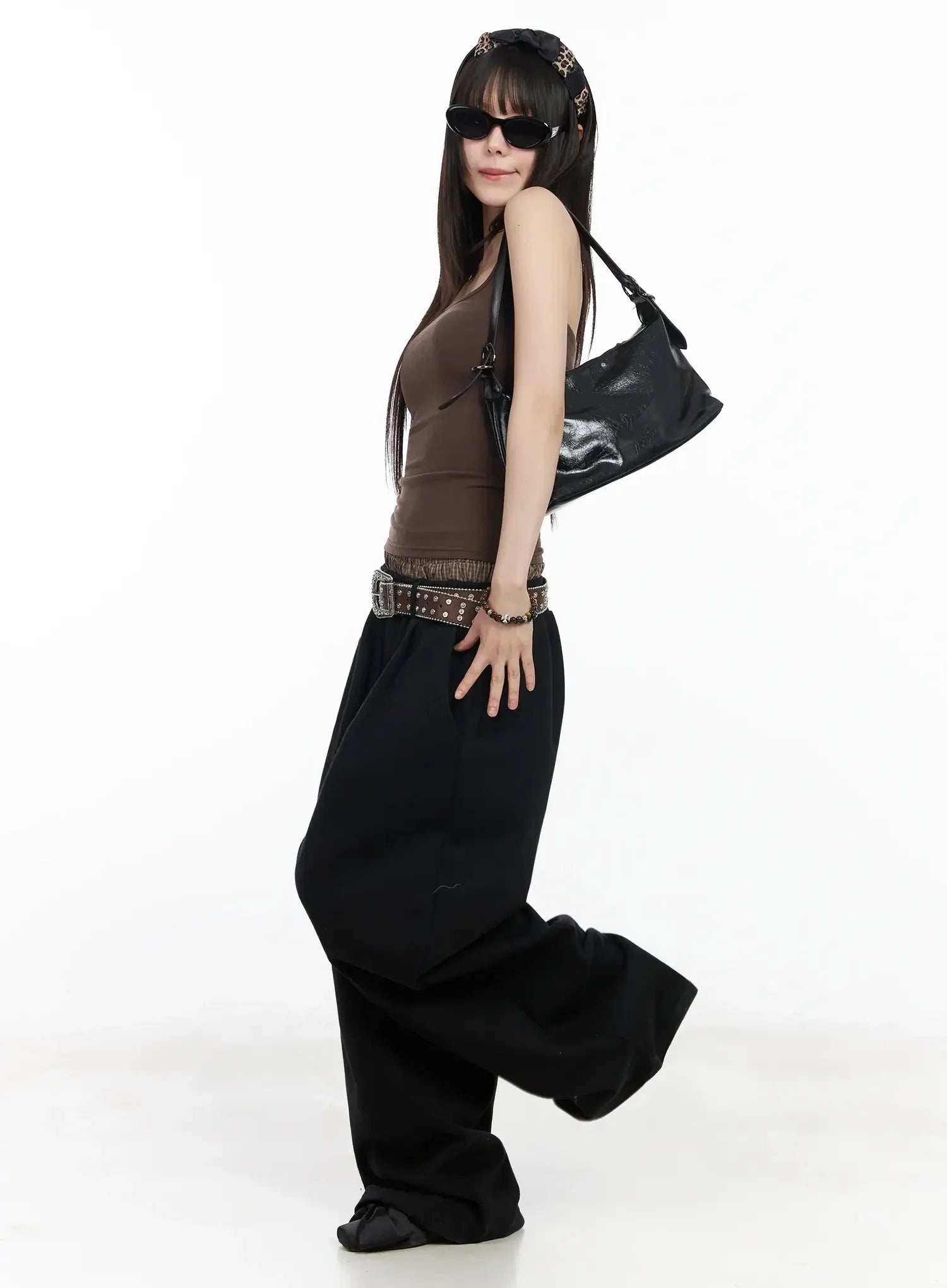 simple-halter-neck-tank-top-im530