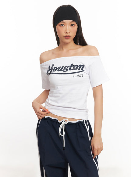 cotton-graphic-off-shoulder-t-shirt-ia507