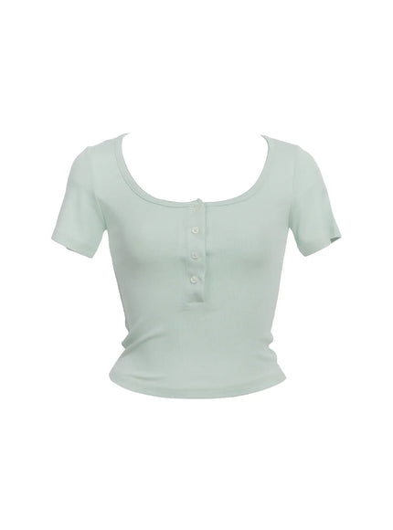 buttoned-scoop-neck-crop-top-ic503 / Light green