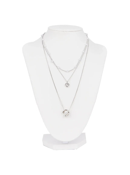 multi-strand-faux-pearl-detail-layered-necklace-in510 / Silver