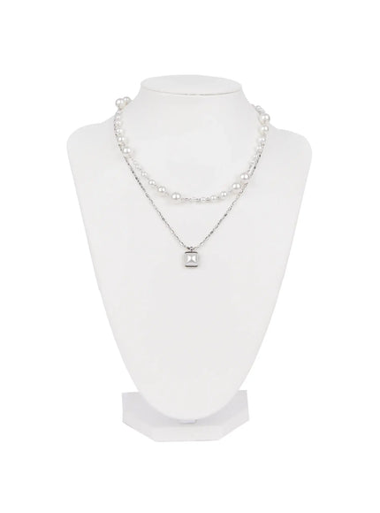 faux-pearl-layered-necklace-in510 / White