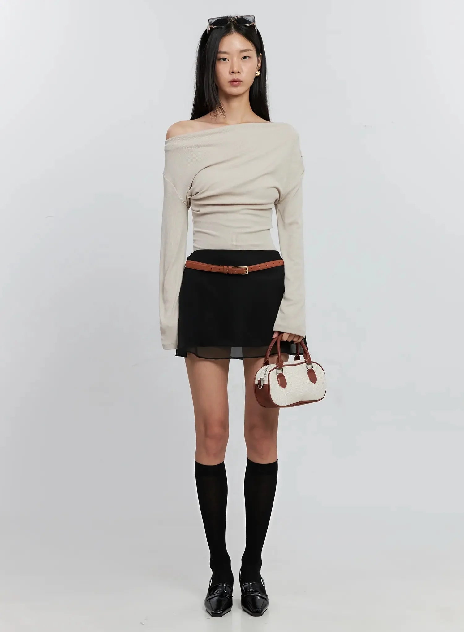 asymmetric-long-sleeve-top-is516