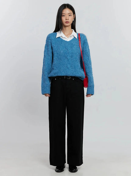 cable-knit-v-neck-sweater-is516