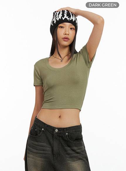 slim-fit-u-neck-crop-tee-ig405