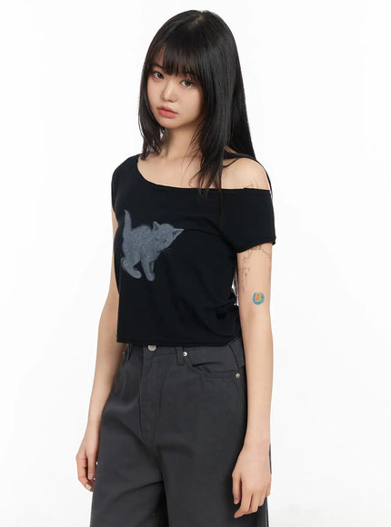 cat-graphic-off-shoulder-crop-top-ia523 / Black