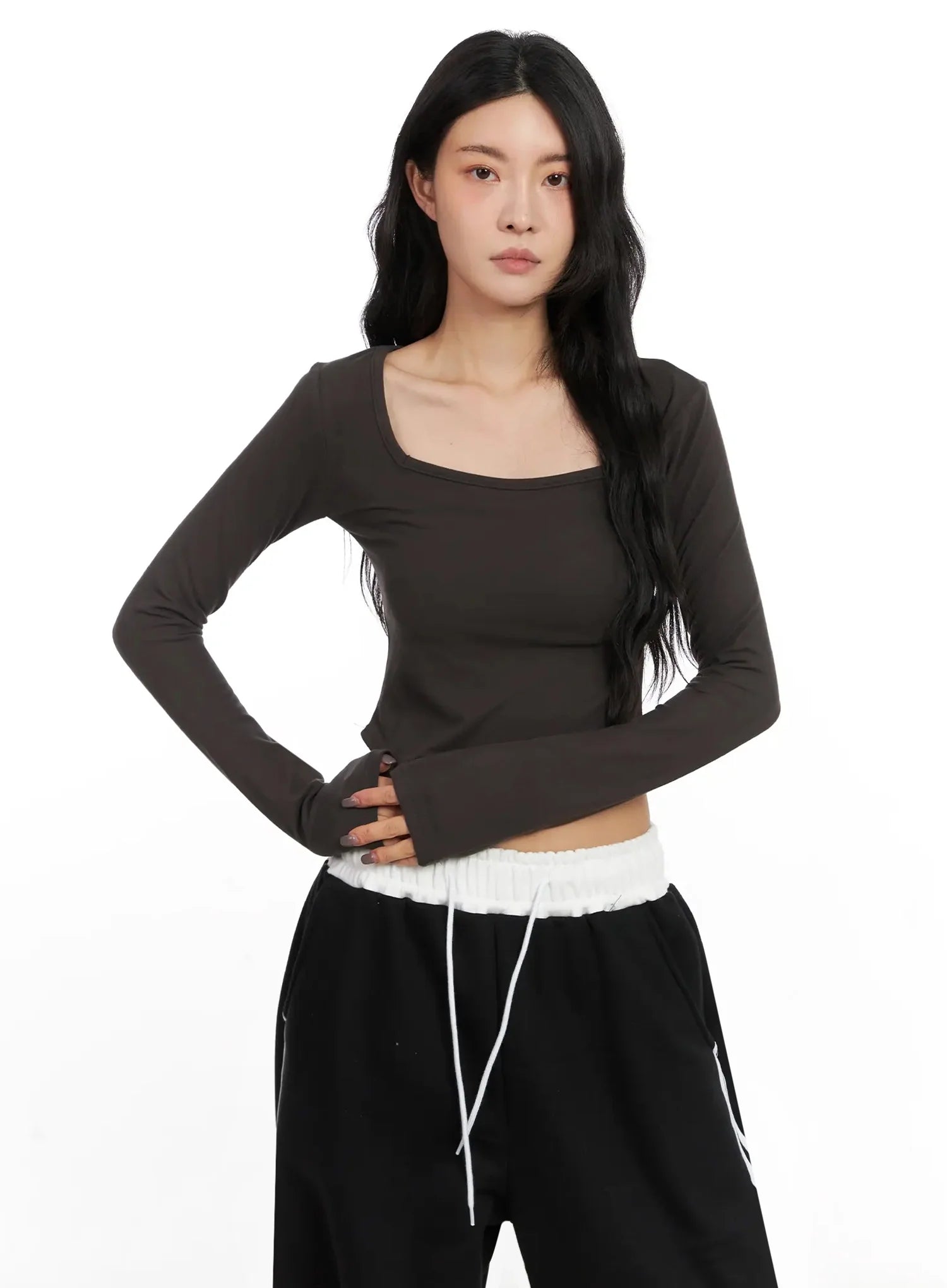 square-neck-crop-top-in528 / Dark gray