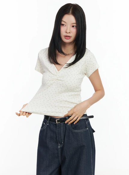 Floral Print V-Neck Tee IM524