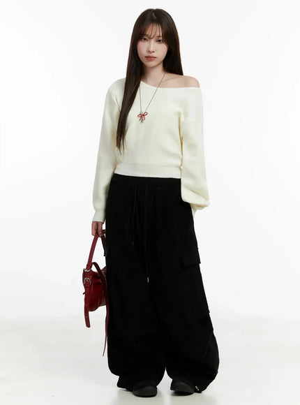 wide-neck-crop-sweater-id525 / Light beige