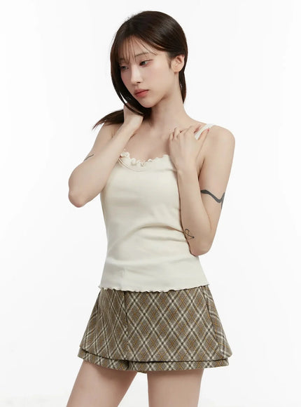 lace-sleeveless-top-ij521 / Light beige