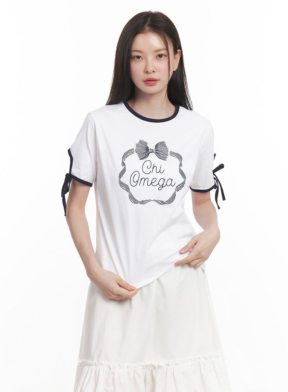 ribbon-cut-graphic-t-shirt-iy509 / White
