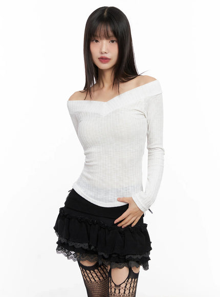 Off-Shoulder V-Neck Top IN503