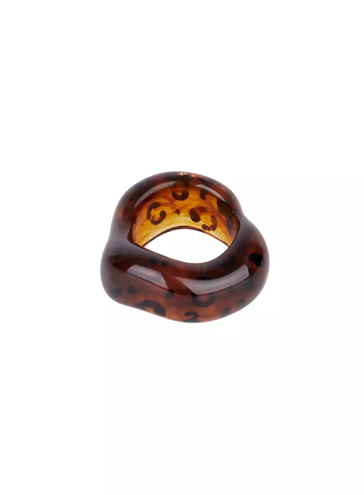 abstract-pattern-bold-ring-in528