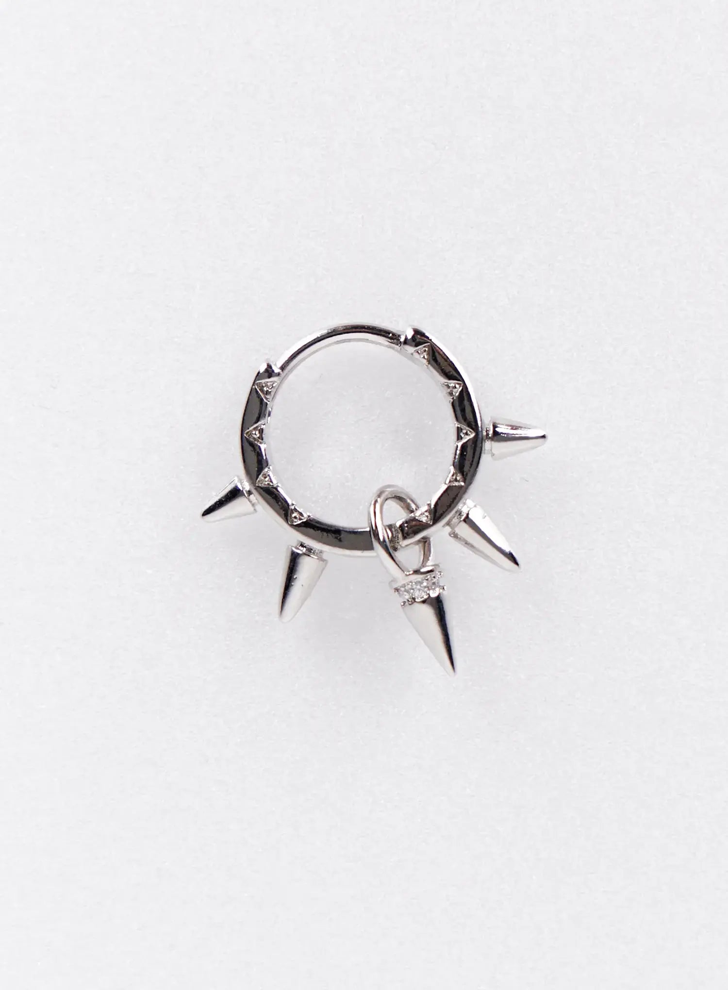 metallic-spike-hoop-earrings-iy520