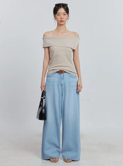 off-shoulder-linen-blouse-iu512 / Beige