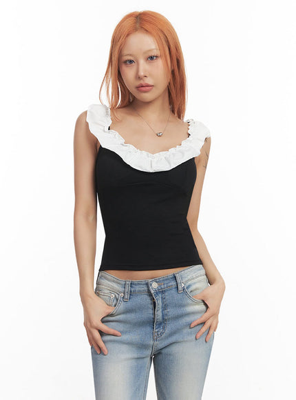 frill-trimmed-crop-top-ia515 / Black