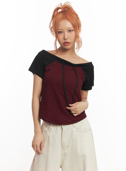 stripe-off-shoulder-hooded-top-ia517 / Black