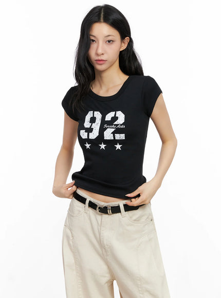 retro-92-graphic-top-ig508 / Black