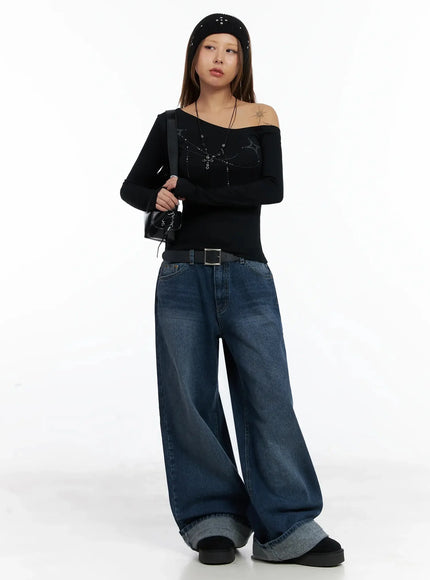 geometric-studded-off-shoulder-top-in528 / Black