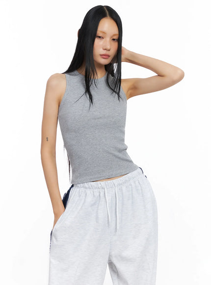 ribbed-sleeveless-crop-top-co517 / Gray