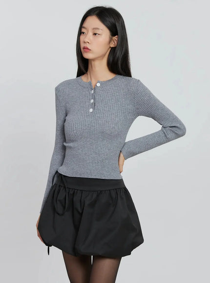 ribbed-henley-knit-tee-io530 / Gray