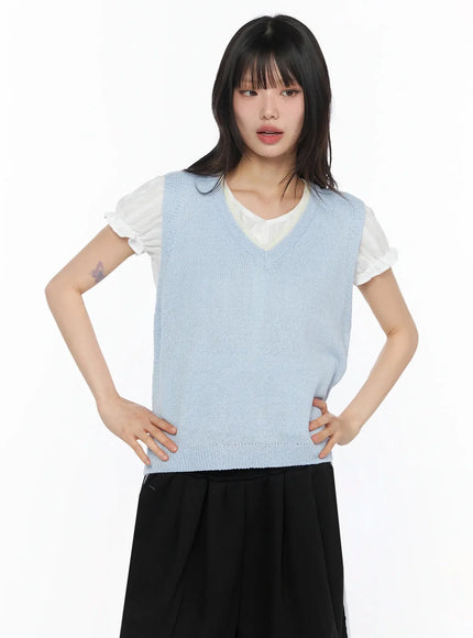 modern-knit-sleeveless-vest-iy525 / Light blue