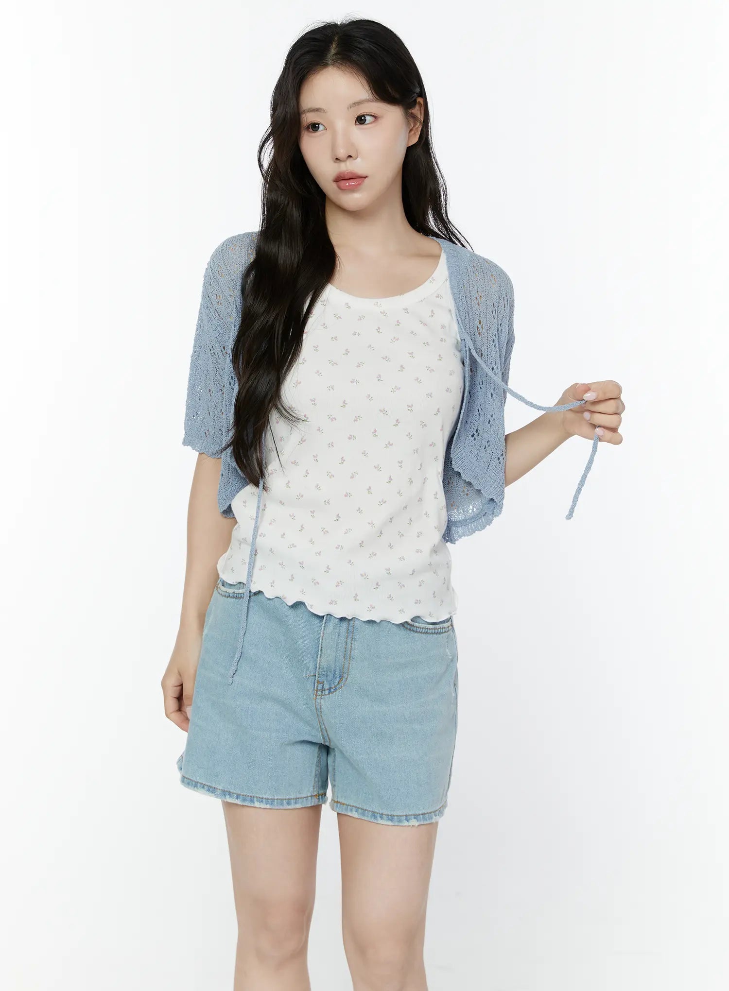 half-sleeve-lace-knit-cardigan-iy507 / Light blue