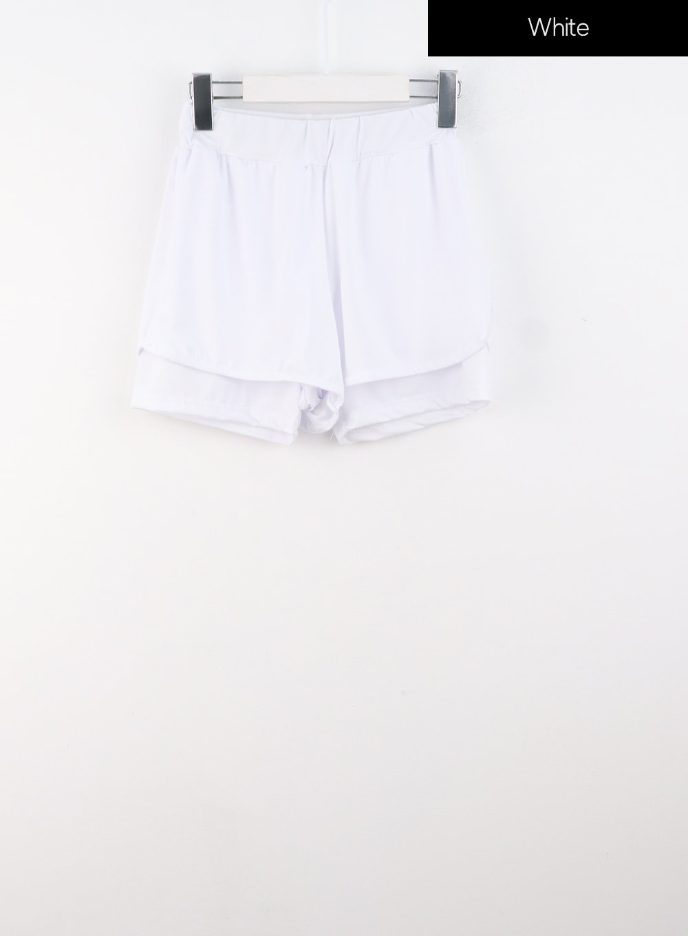 double-layer-activewear-shorts-is322 / White