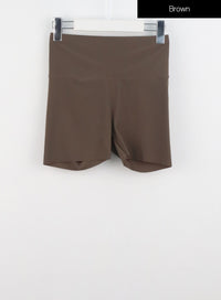 high-waist-biker-shorts-il317