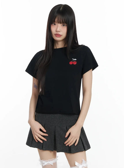 retro-cherry-semi-crop-tee-f516 / Black