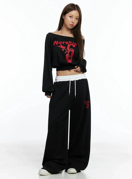 off-shoulder-cropped-sweatshirt-ig527 / Black