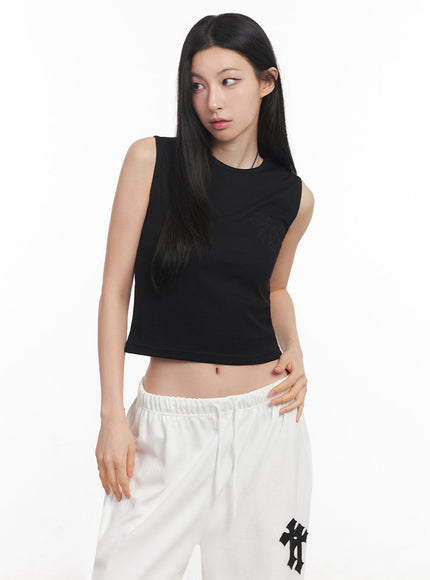 patched-chic-sleeveless-top-iy516 / Black