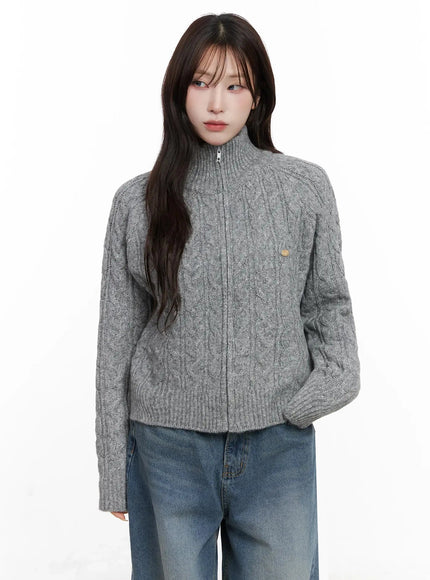 cable-knit-zip-up-jacket-in525 / Gray