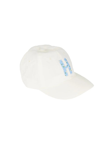 a-graphic-patch-hat-iu509 / White