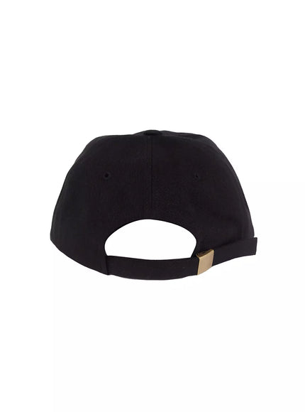 street-style-lettered-cap-in507