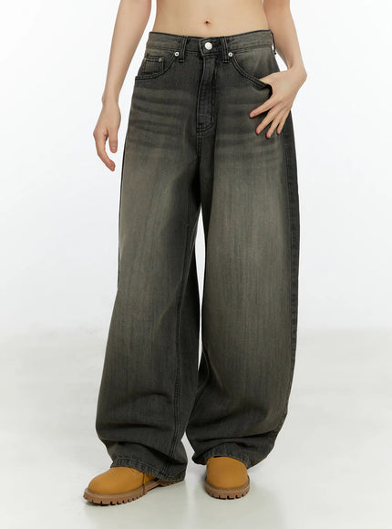 kenna-washed-backstrap-wide-leg-jeans-cf509