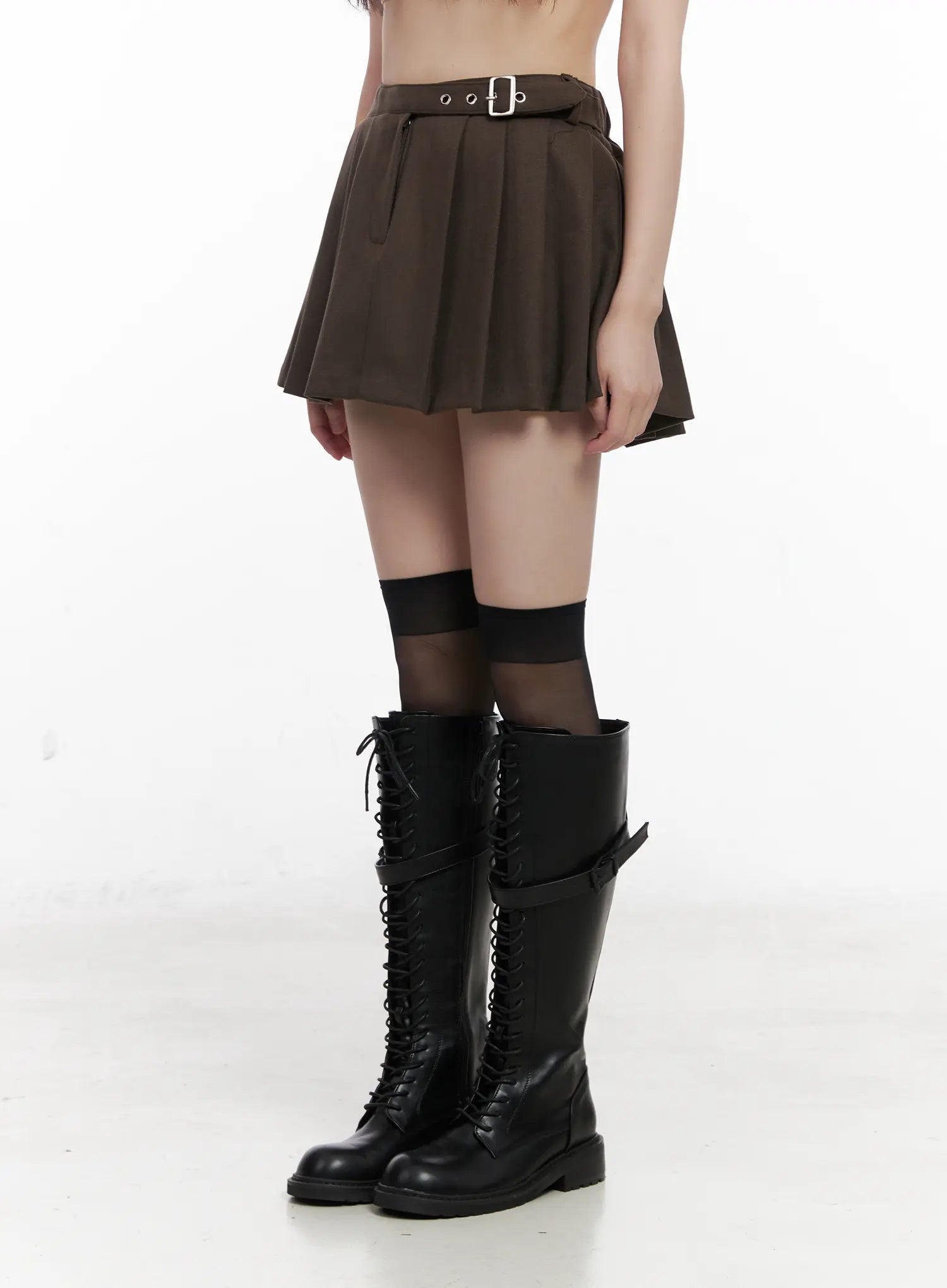 belt-detail-pleated-mini-skirt-cn510