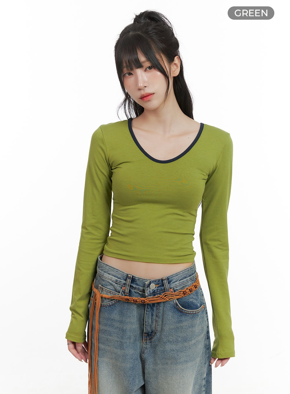 slim-fit-u-neck-crop-top-cg421