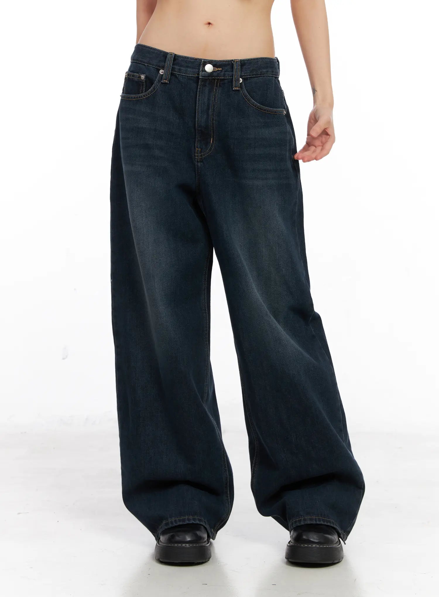 Kamryn Wide-Leg Fleece Lined Jeans CN520