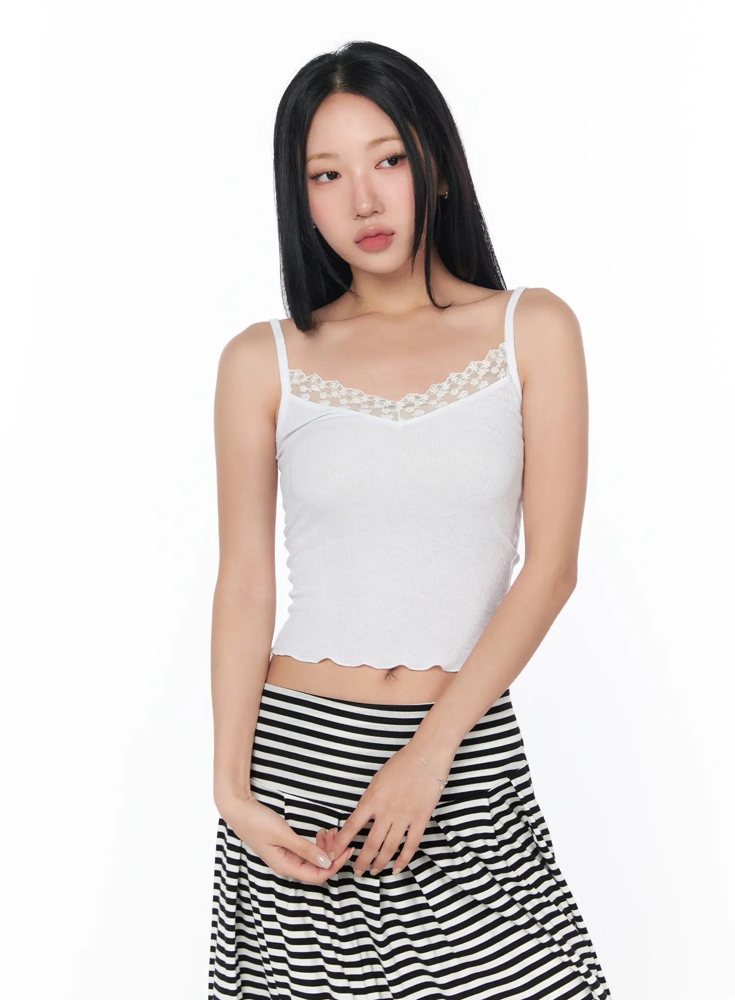 lace-trim-ribbed-cami-cy512