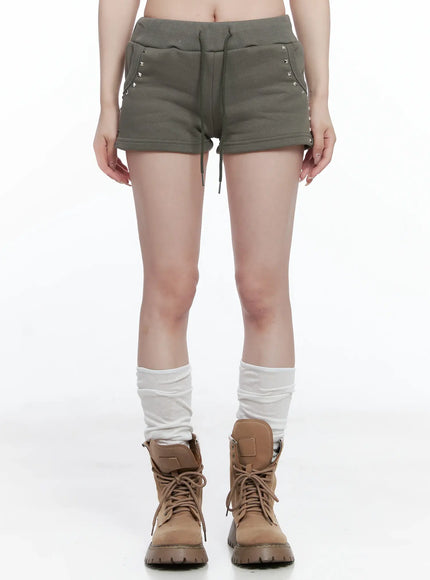 comfort-fit-studded-shorts-cs501